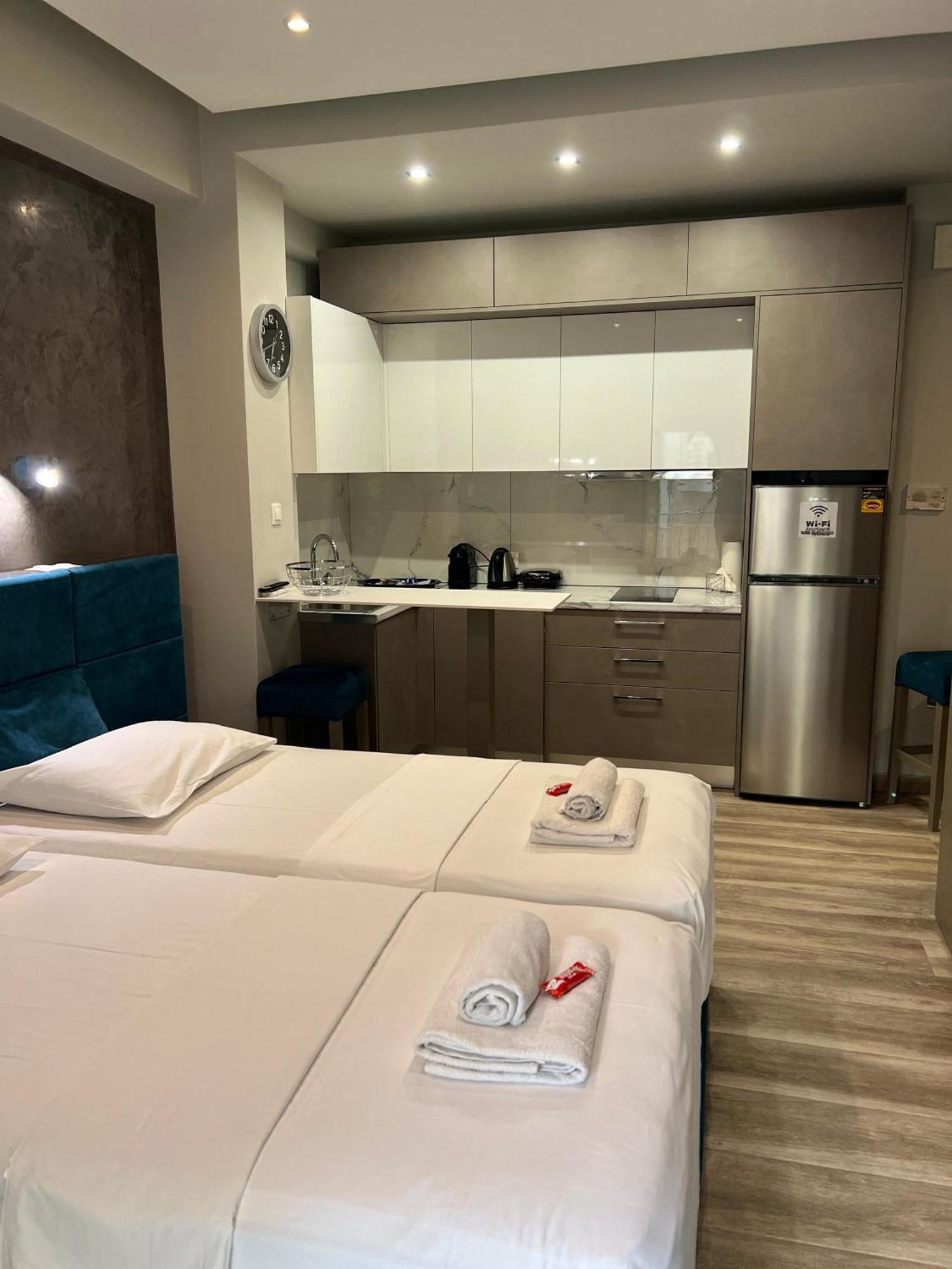 Emerald Lux Apartment Атина Екстериор снимка