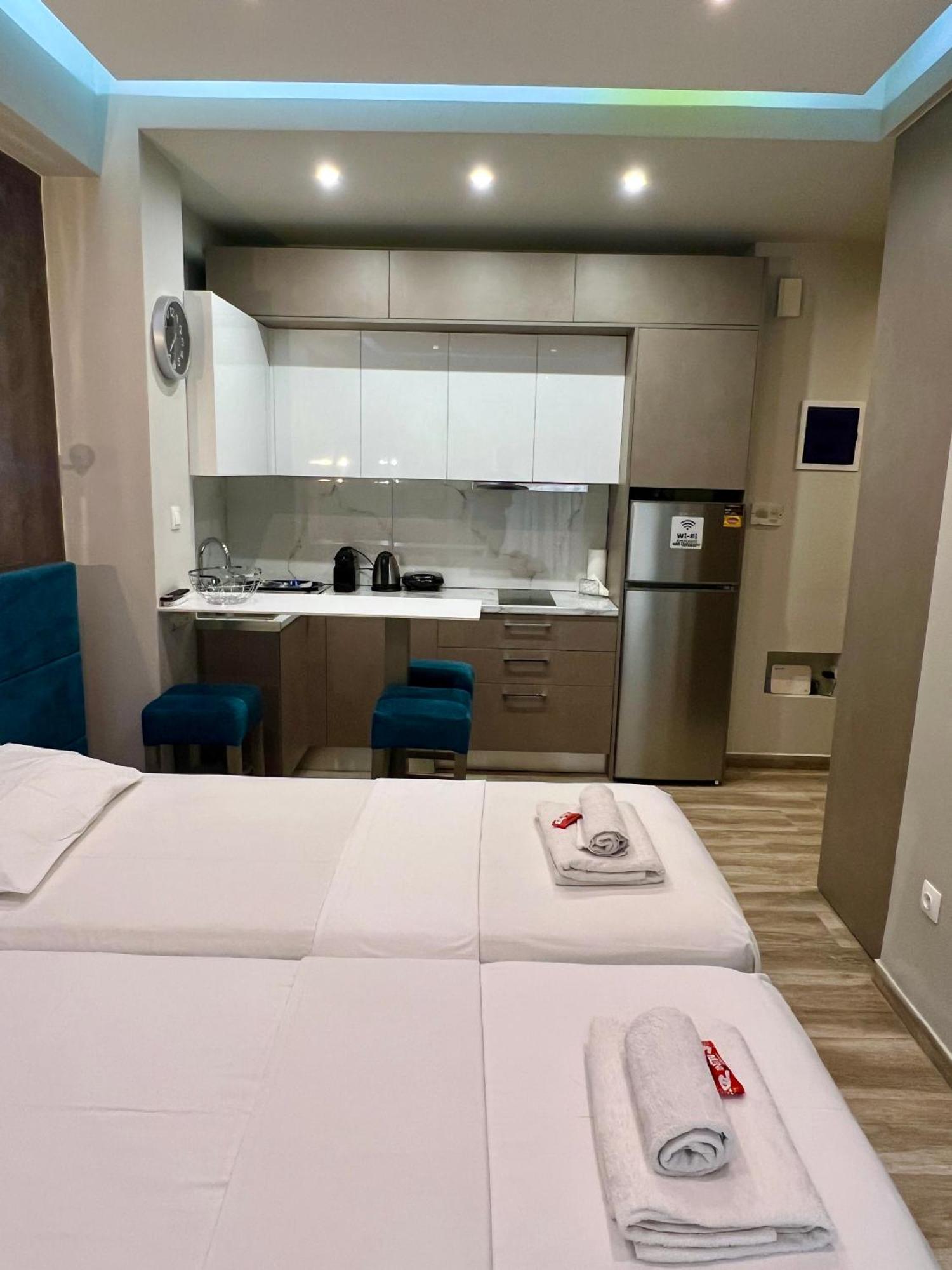 Emerald Lux Apartment Атина Екстериор снимка
