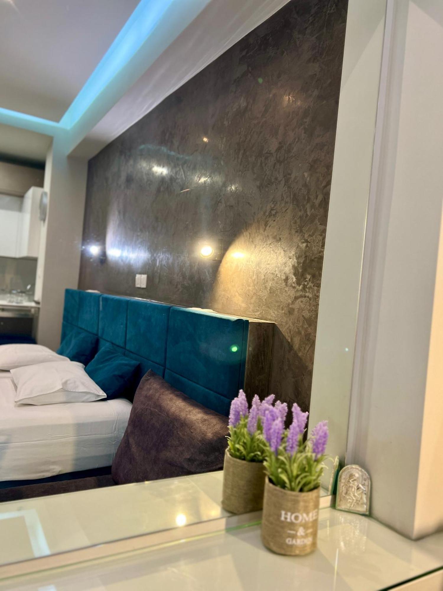 Emerald Lux Apartment Атина Екстериор снимка